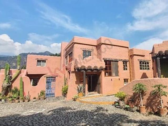 Residencia venta en Tepoztlán Mor