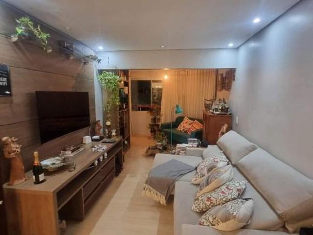 Apartamento venda em Região Geográfica Imediata do Distrito Federal, Região Integrada de Desenvolvimento do Distrito Federal e Entorno