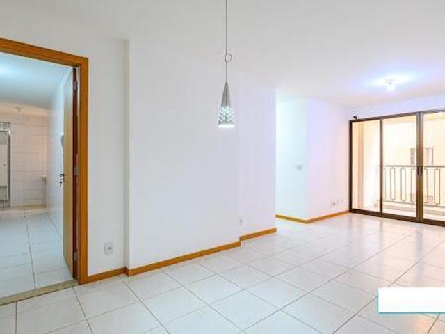 Apartamento venda em Região Geográfica Imediata do Distrito Federal, Região Integrada de Desenvolvimento do Distrito Federal e Entorno