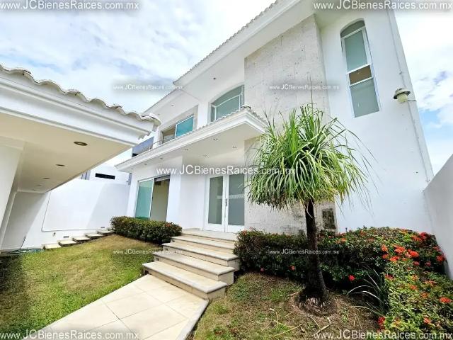 Casa en venta en Camarón De Tejeda, Veracruz