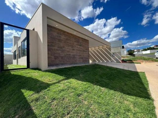 Casa venda em Região Geográfica Imediata de Luziânia, Região Integrada de Desenvolvimento do Distrito Federal e Entorno