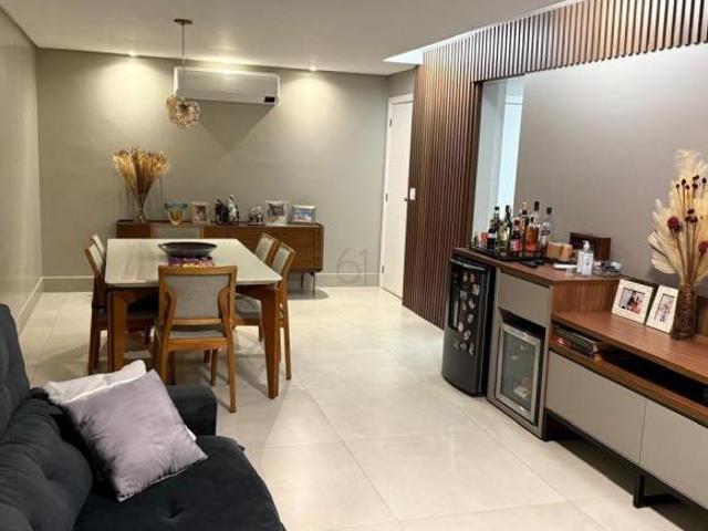 Apartamento venda em Região Geográfica Imediata do Distrito Federal, Região Integrada de Desenvolvimento do Distrito Federal e Entorno