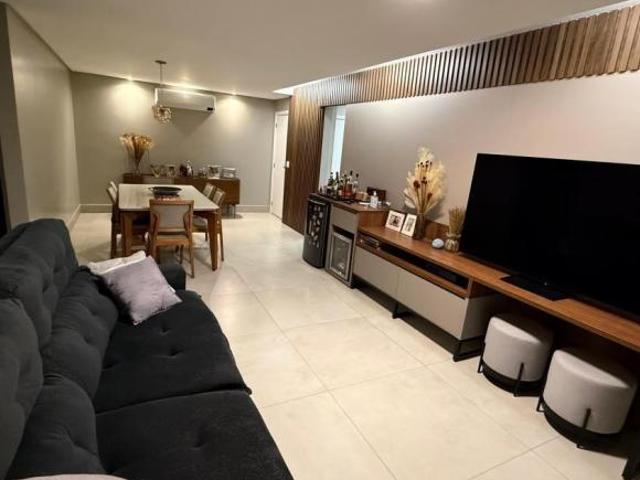 Apartamento venda em Região Geográfica Imediata do Distrito Federal, Região Integrada de Desenvolvimento do Distrito Federal e Entorno
