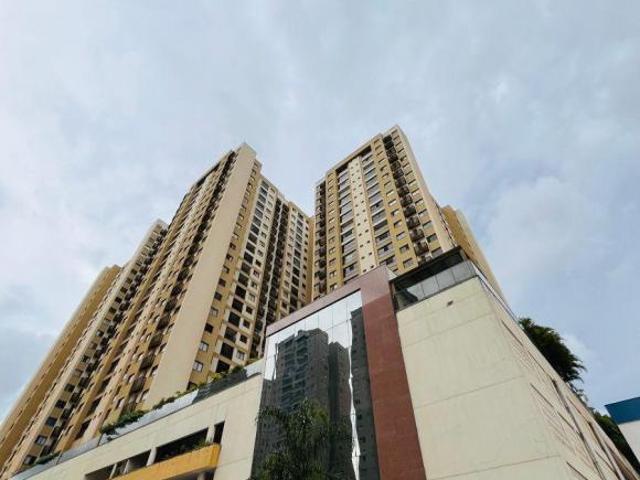 Apartamento venda em Região Geográfica Imediata do Distrito Federal, Região Integrada de Desenvolvimento do Distrito Federal e Entorno