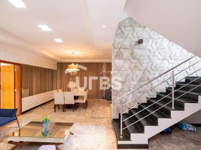 Casa venda em Goiânia, Região Geográfica Intermediária de Goiânia
