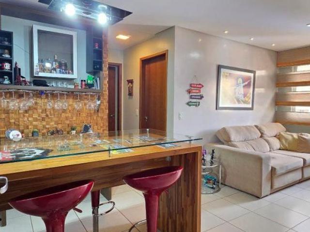Apartamento venda em Região Geográfica Imediata do Distrito Federal, Região Integrada de Desenvolvimento do Distrito Federal e Entorno