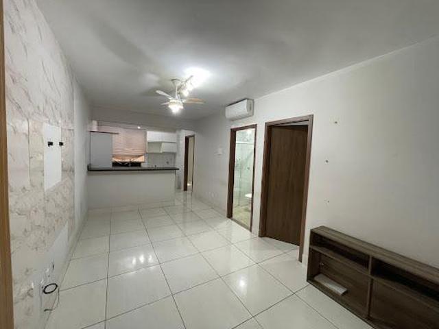 Apartamento venda em Região Geográfica Imediata do Distrito Federal, Região Integrada de Desenvolvimento do Distrito Federal e Entorno