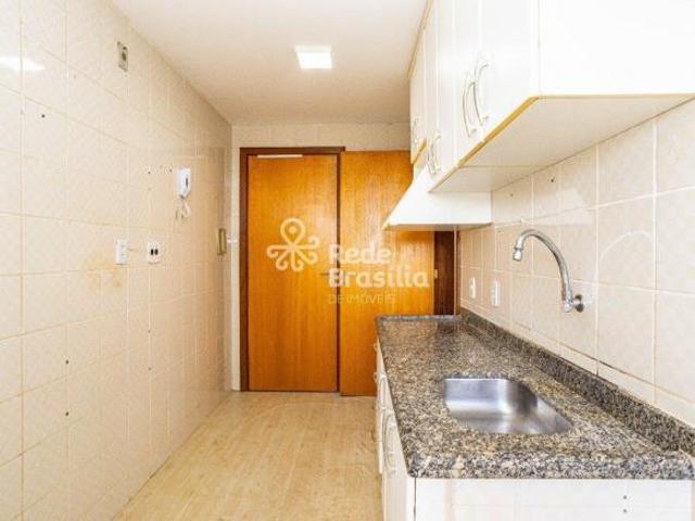Apartamento venda em Região Geográfica Imediata do Distrito Federal, Região Integrada de Desenvolvimento do Distrito Federal e Entorno