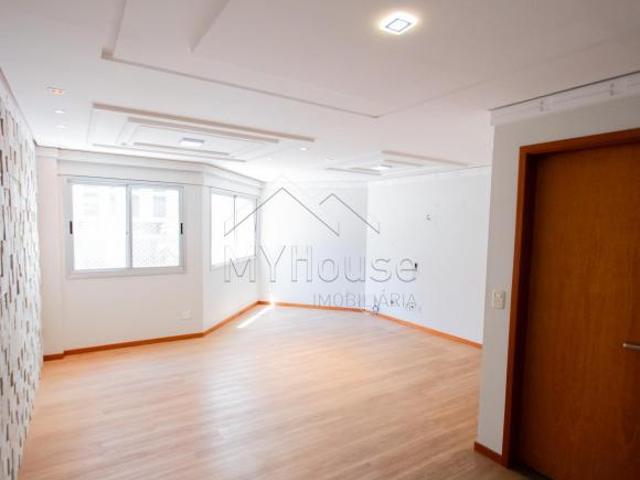 Apartamento venda em Região Geográfica Imediata do Distrito Federal, Região Integrada de Desenvolvimento do Distrito Federal e Entorno
