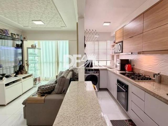 Apartamento venda em Região Geográfica Imediata do Distrito Federal, Região Integrada de Desenvolvimento do Distrito Federal e Entorno