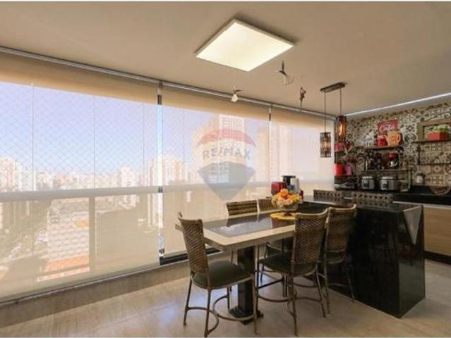 Apartamento venda em Região Geográfica Imediata do Distrito Federal, Região Integrada de Desenvolvimento do Distrito Federal e Entorno