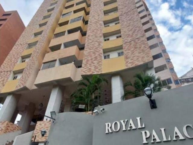 Apartamento en venta en El Parral, Valencia