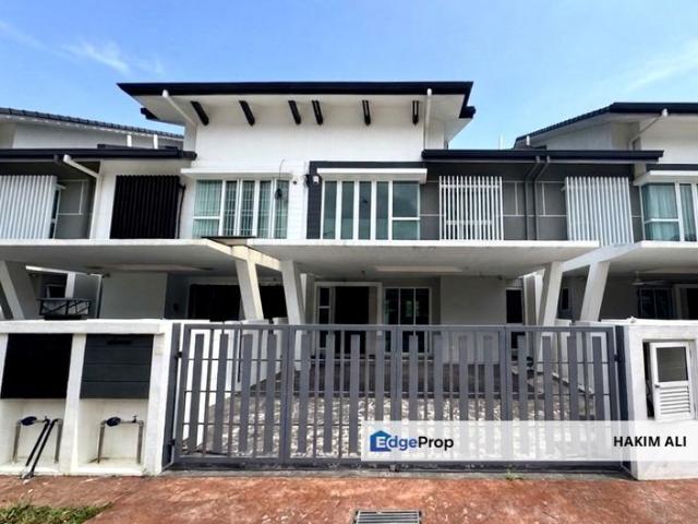 House for sale in Tanjong Sepat, Selangor