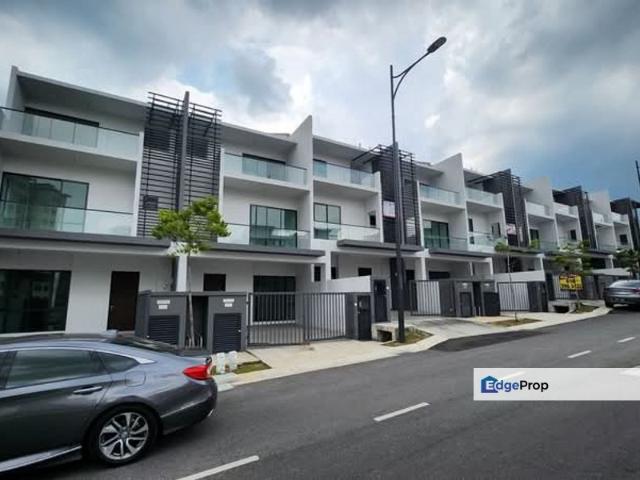 House for sale in Kajang, Langat