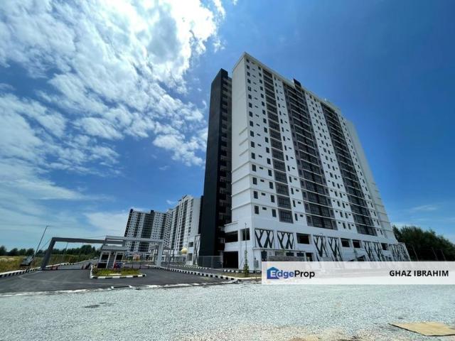 Condominium for sale in Malaka