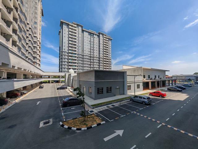 Apartment for sale in Malaka