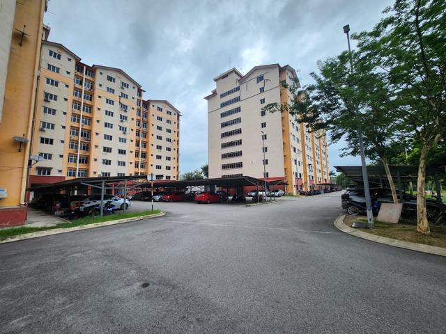 Apartment for sale in Kajang, Langat