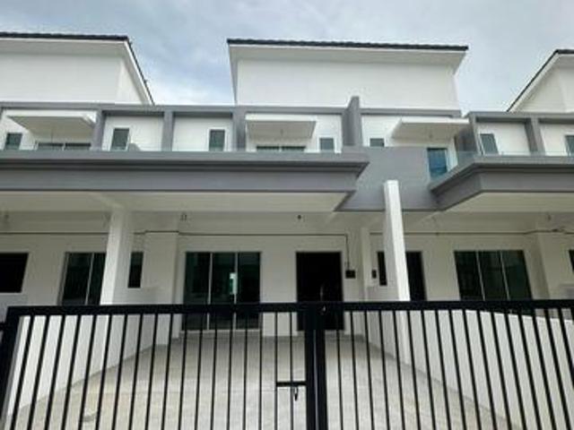 Terraced House for rent in Wellesley, Penang