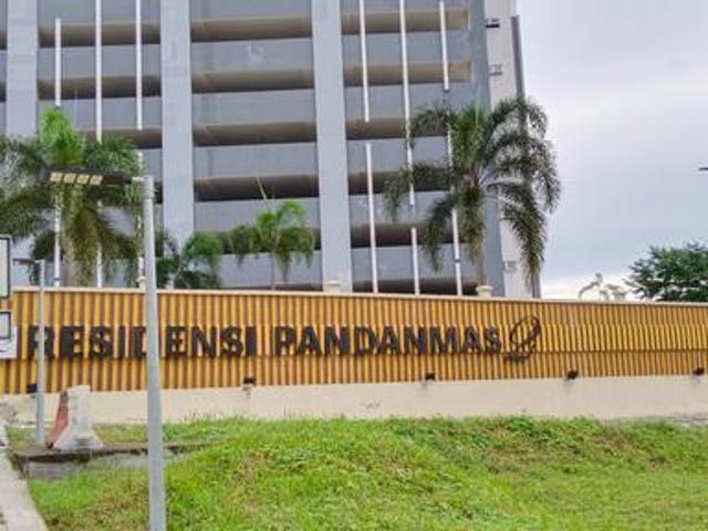 Apartment for sale in Desa Pandan