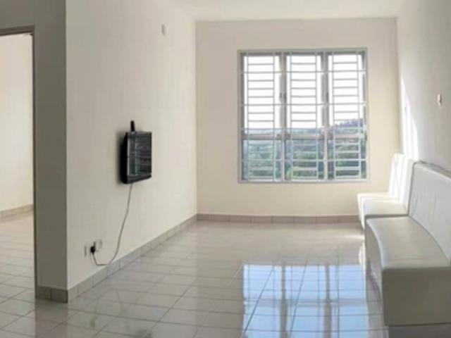 Apartment for rent in Ulu Tiram, Johor