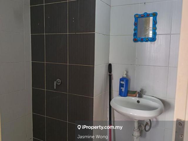 House for rent in Petaling, Alam Impian