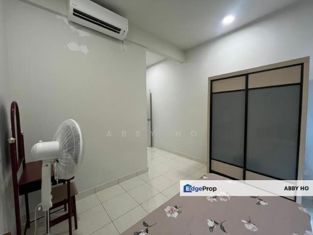 Condominium for rent in Malaka