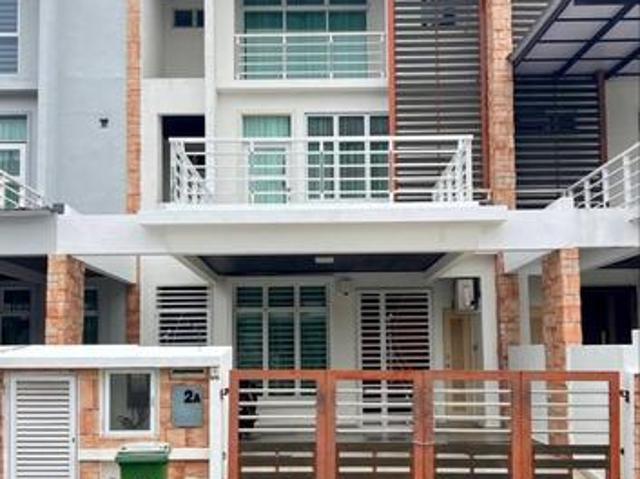 Terraced House for rent in Wellesley, Penang