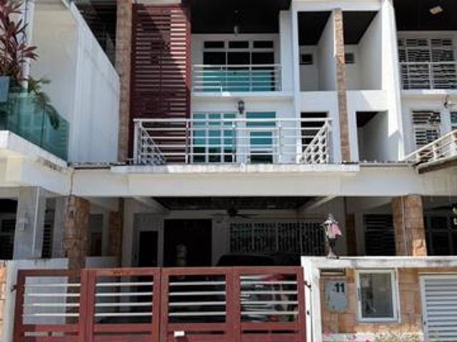 Terraced House for sale in Wellesley, Penang