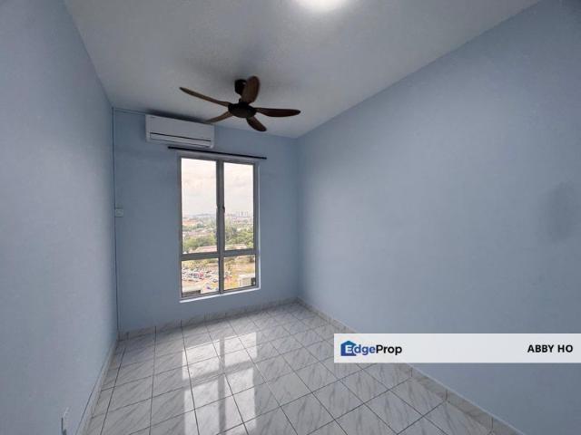 Condominium for sale in Malaka