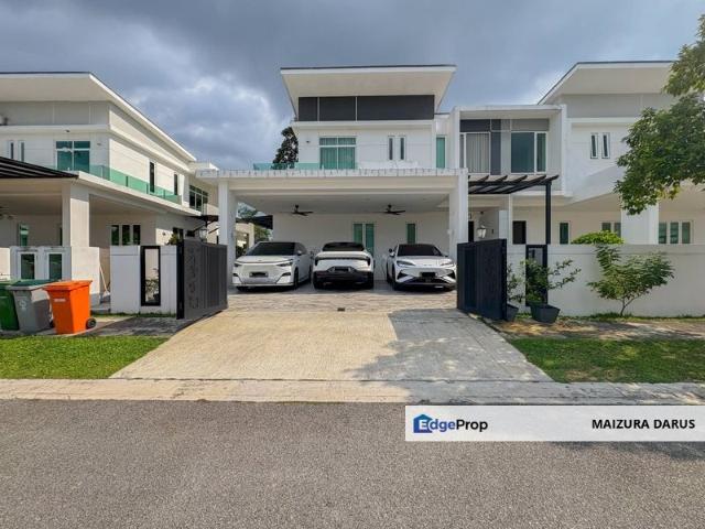 House for sale in Sendayan Village, Negeri Sembilan