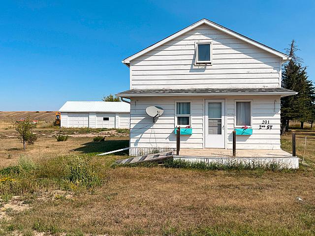 House for sale in Dufferin, Ontario