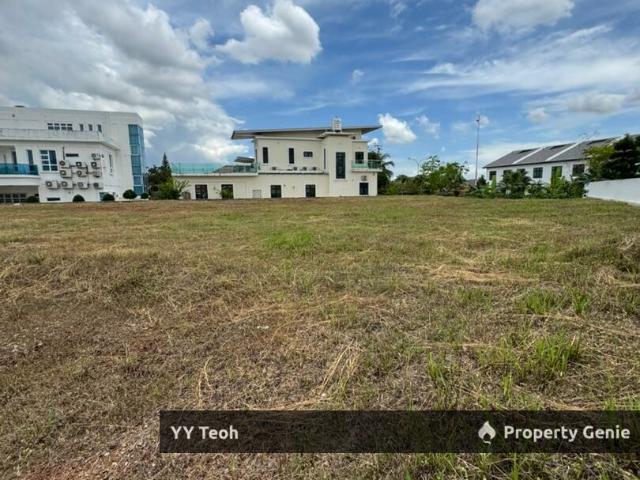 Property for sale in Malaka