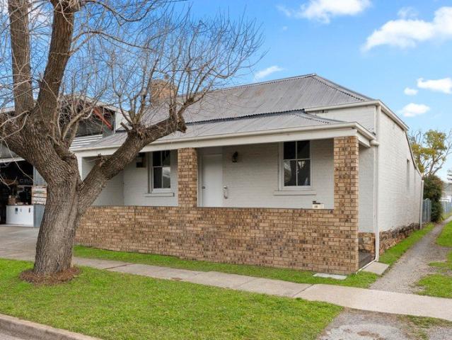 House for sale in Brisbane Grove, New South Wales