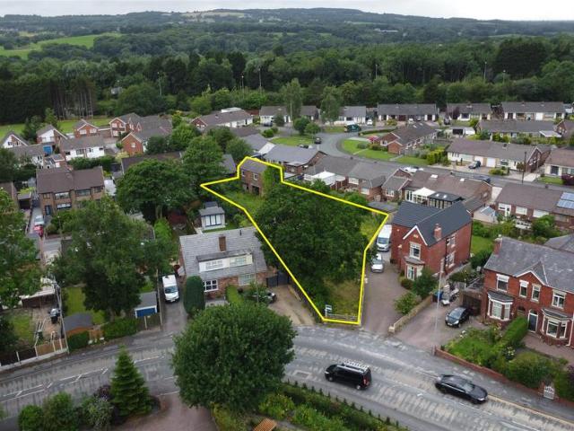 Commercial for sale in Gathurst, Wigan