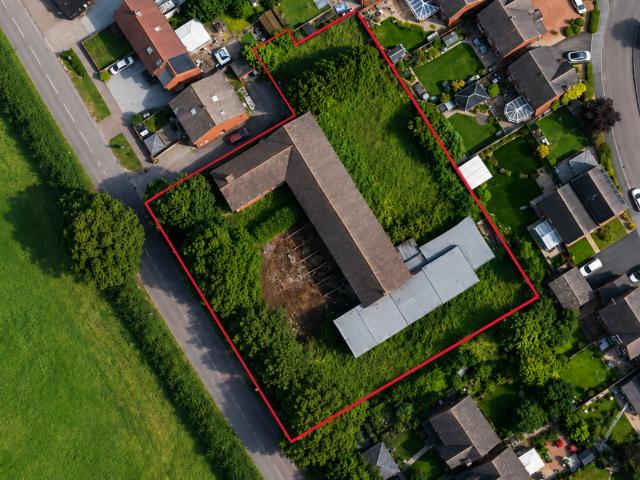 Commercial for sale in Leighton, Hammond Street