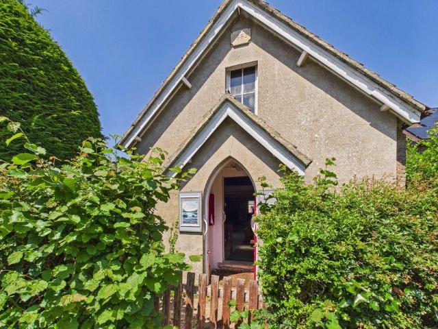 House for sale in Red Hill, Surrey