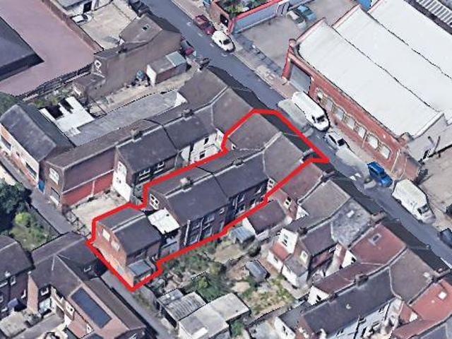 Commercial for sale in Spring Park, Luton