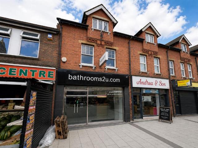 Commercial for sale in North Watford, Hertfordshire