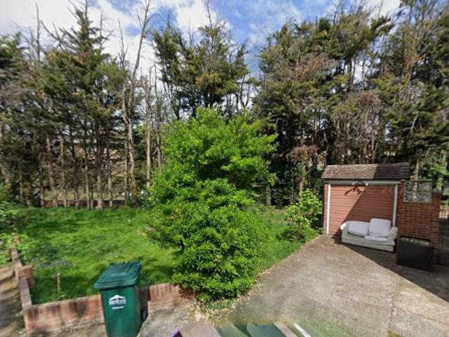 Commercial for sale in Lower Halliford, Surrey