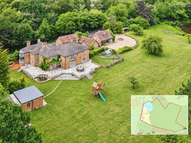 Commercial for sale in Heol-las, Surrey