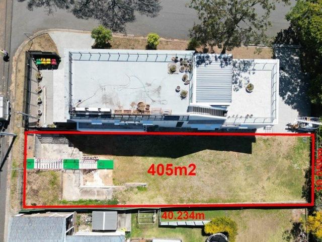 Land for sale in Holland Park West, Greater Brisbane