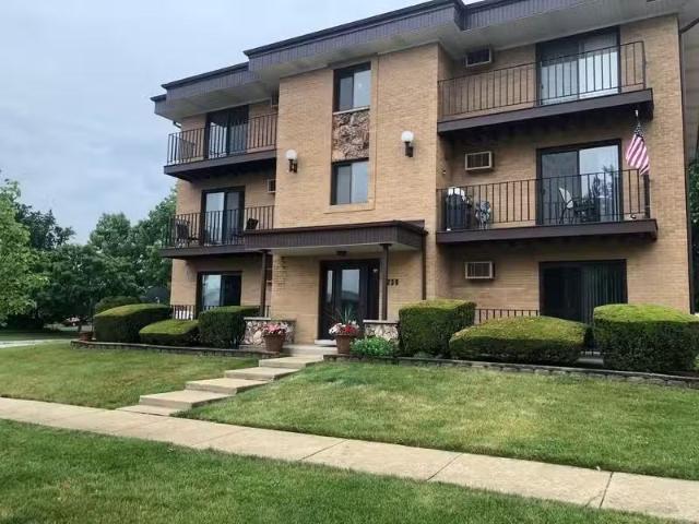 House for rent in Downers Grove