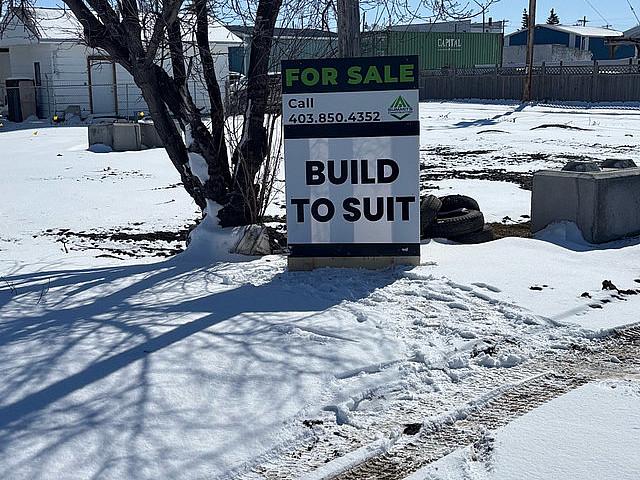 House for sale in Wedgewood, Alberta