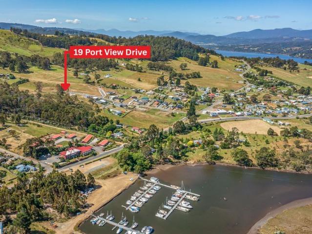 Land for sale in Port Huon, Tasmania