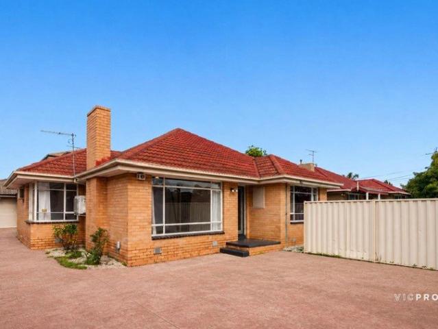 Townhouse for sale in Camerons Creek, Victoria