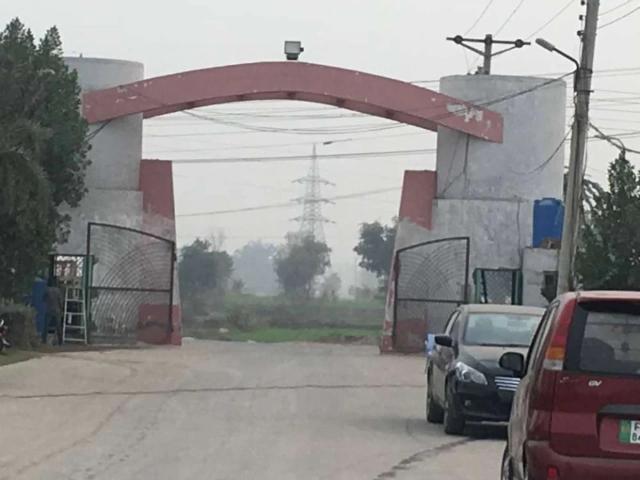Land for sale in Faisalabad, Islamabad Capital Territory