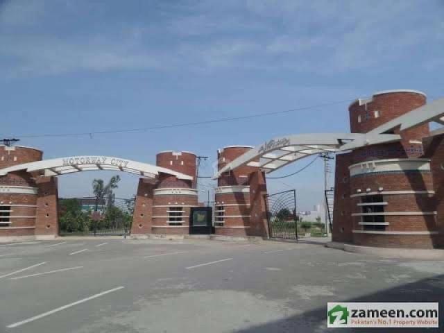 Land for sale in Faisalabad, Islamabad Capital Territory