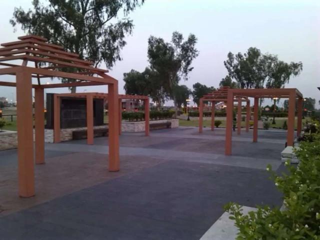 Land for sale in Sialkot, Islamabad Capital Territory