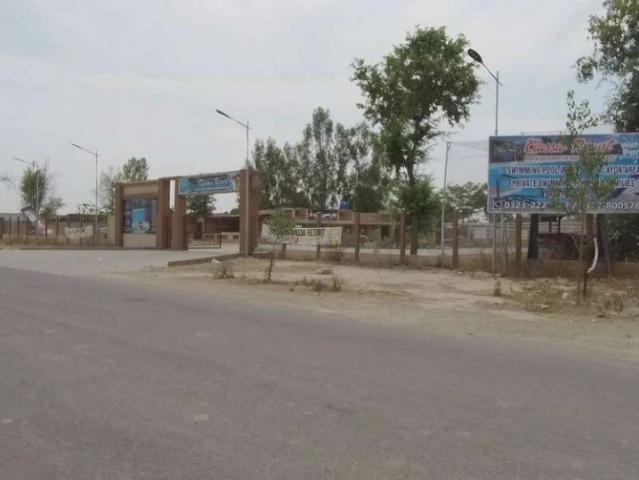 Land for sale in قادرآباد, لاہور ڈویژن