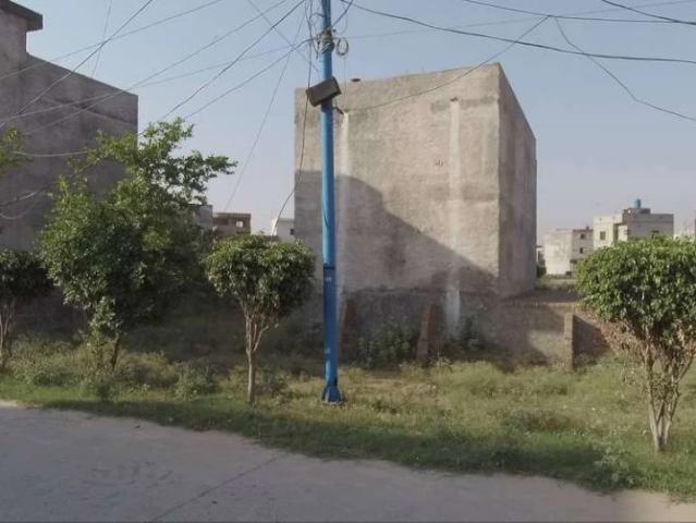 Land for sale in Rizwan Garden, Kot Kamboh